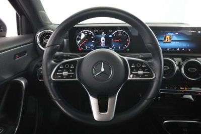 Mercedes-Benz Classe A 200 d Automatic Business (5)