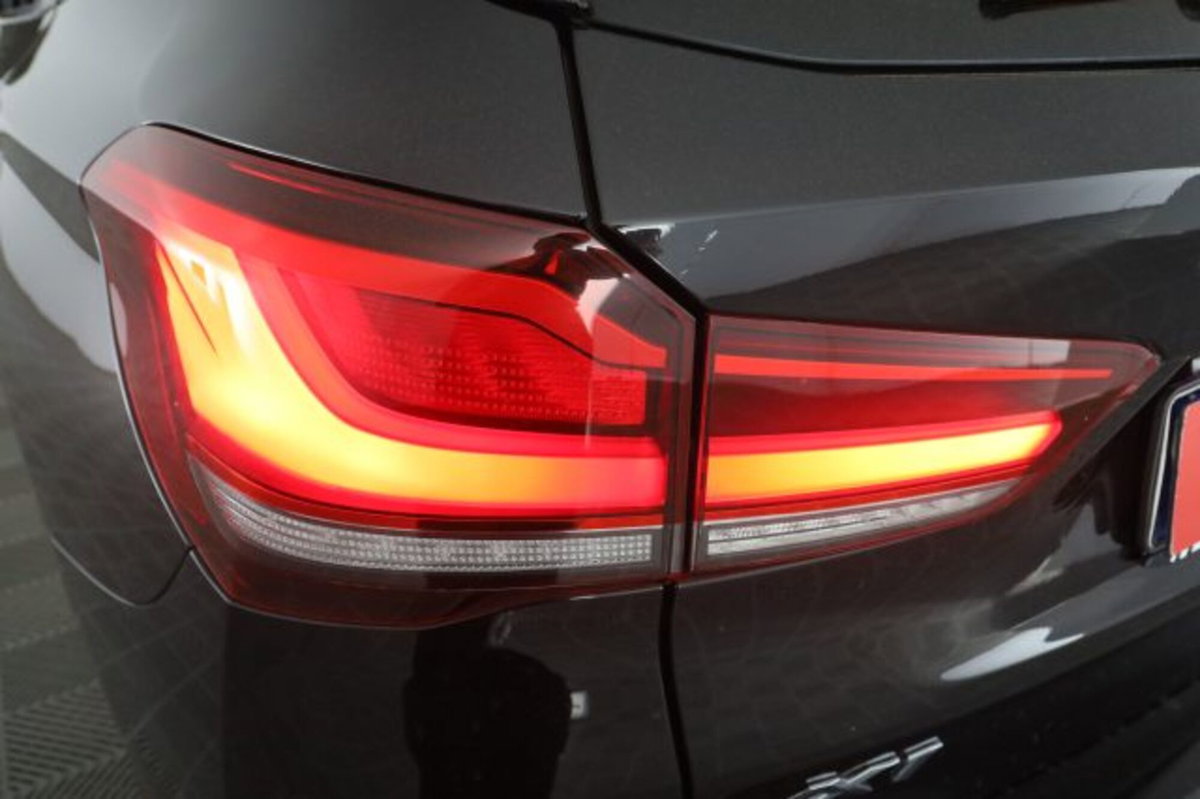 BMW X1 sDrive18d Business Advantage (10)