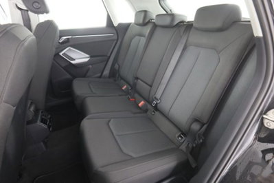 Audi Q3 40 TDI quattro S tronic Business (3)