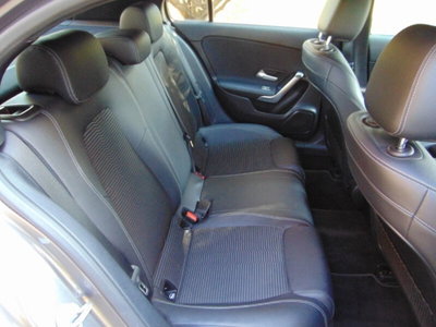Mercedes-Benz Classe A 180 d Automatic Sport (16)