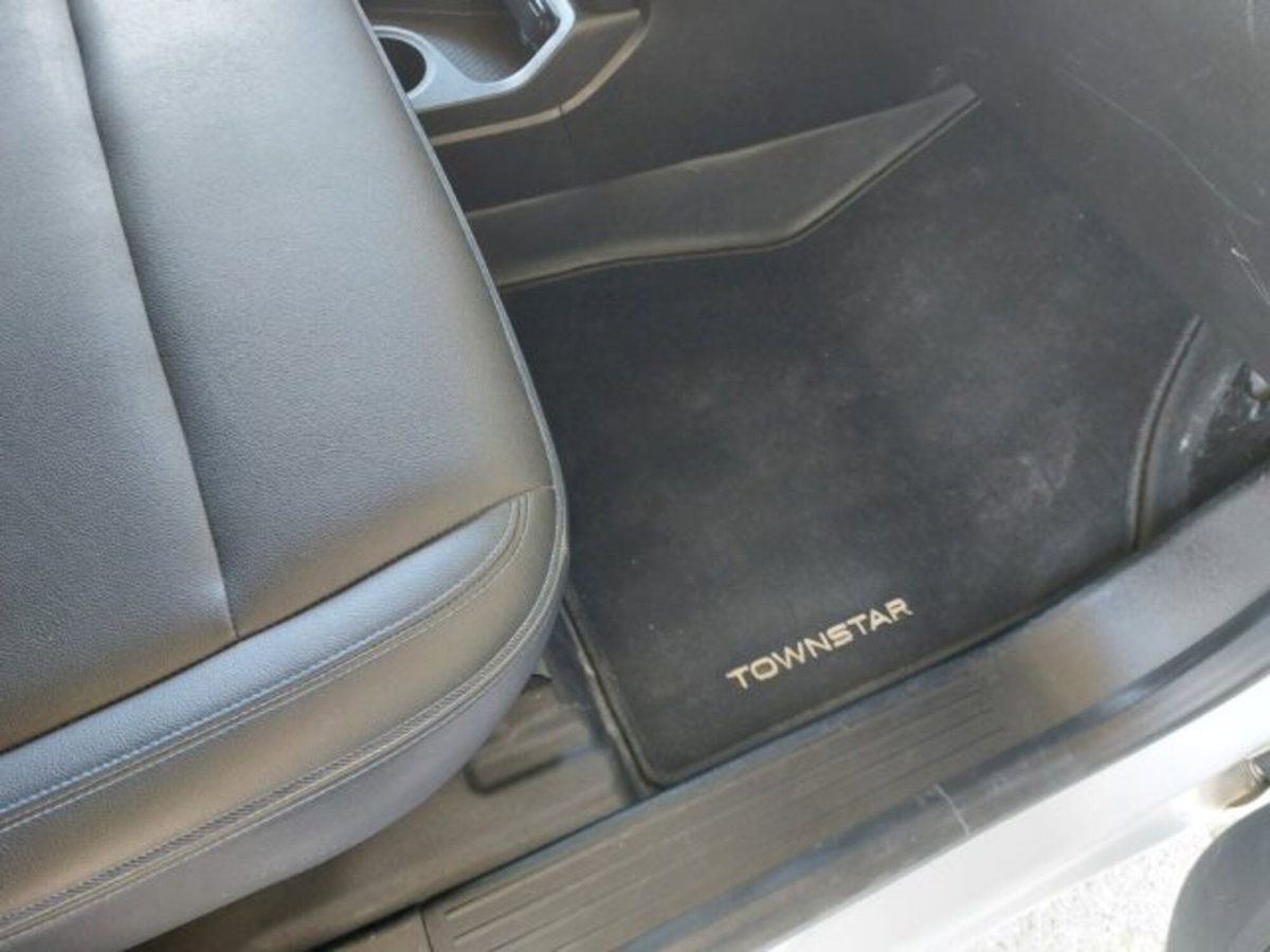 Nissan Townstar van 1.3 130cv L1 N-Connecta (19)
