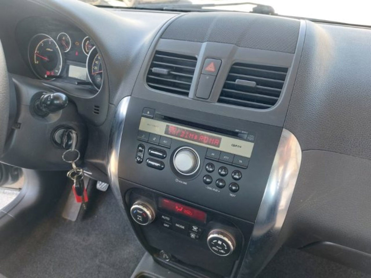 Fiat Sedici 2.0 MJT 16V DPF 4x4 Dynamic (13)