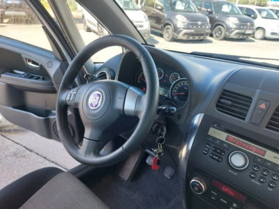 Fiat Sedici 2.0 MJT 16V DPF 4x4 Dynamic (14)