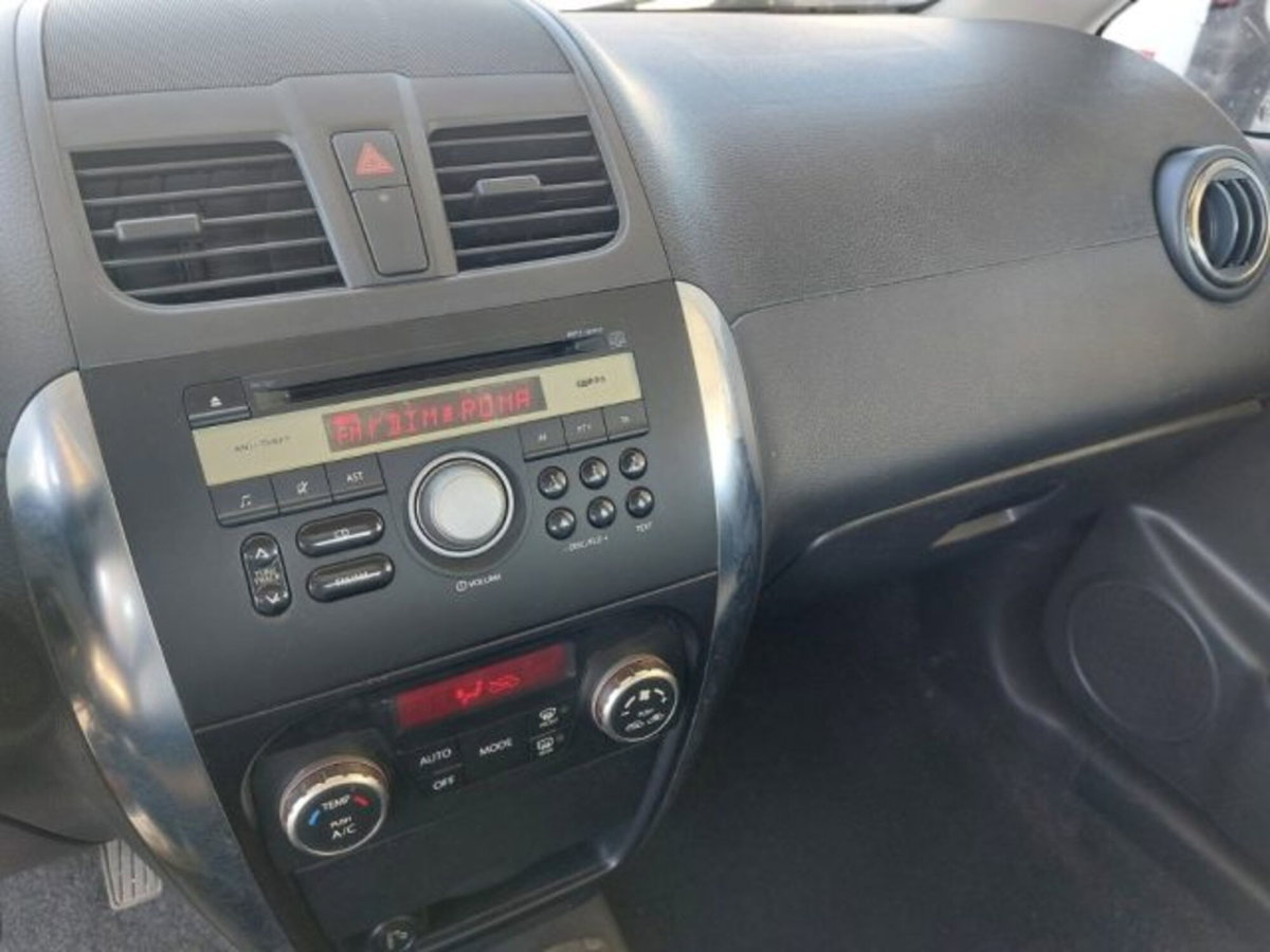 Fiat Sedici 2.0 MJT 16V DPF 4x4 Dynamic (15)