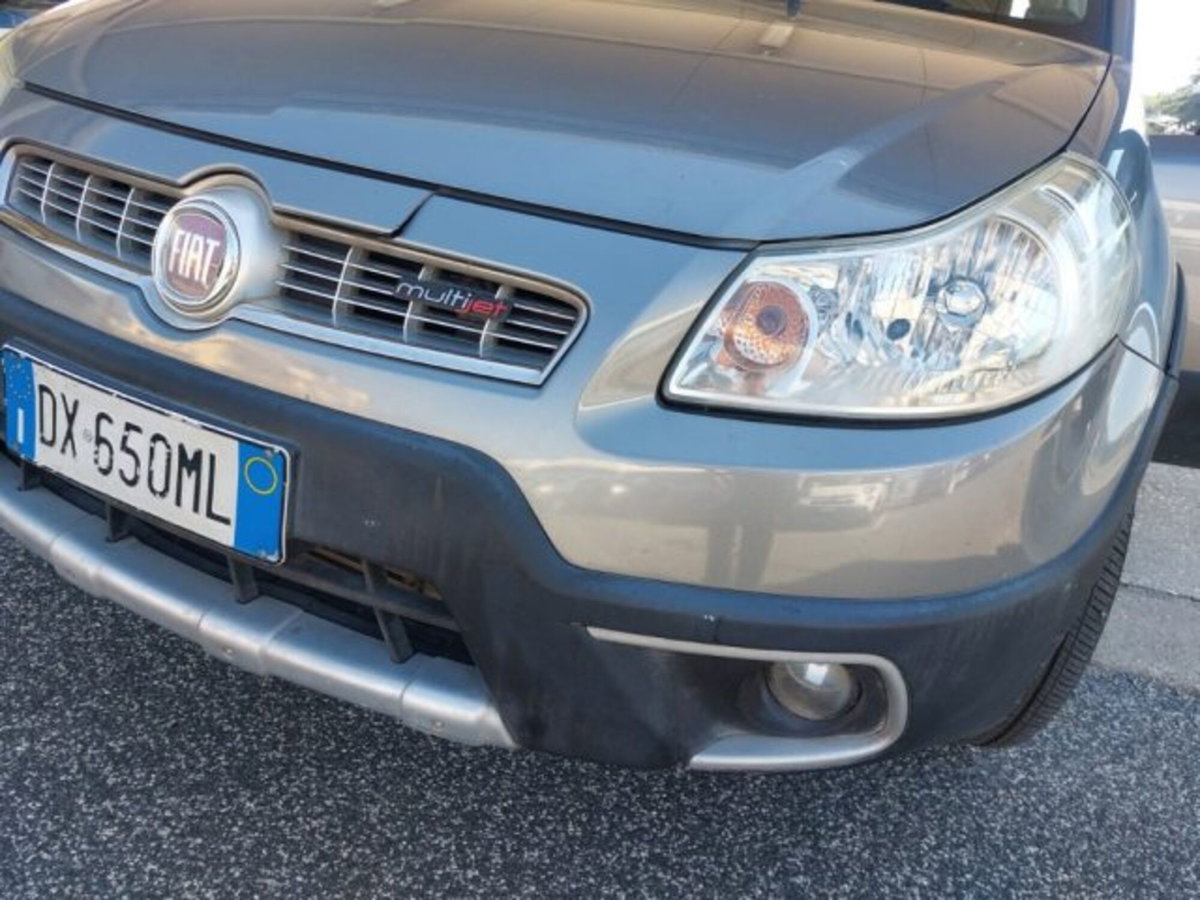 Fiat Sedici 2.0 MJT 16V DPF 4x4 Dynamic (16)