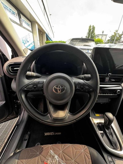 Toyota Yaris Cross 1.5 Hybrid 5p. E-CVT Lounge (10)