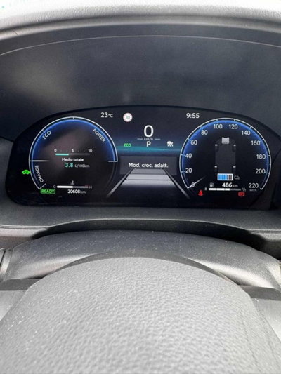 Toyota Yaris Cross 1.5 Hybrid 5p. E-CVT Lounge (4)