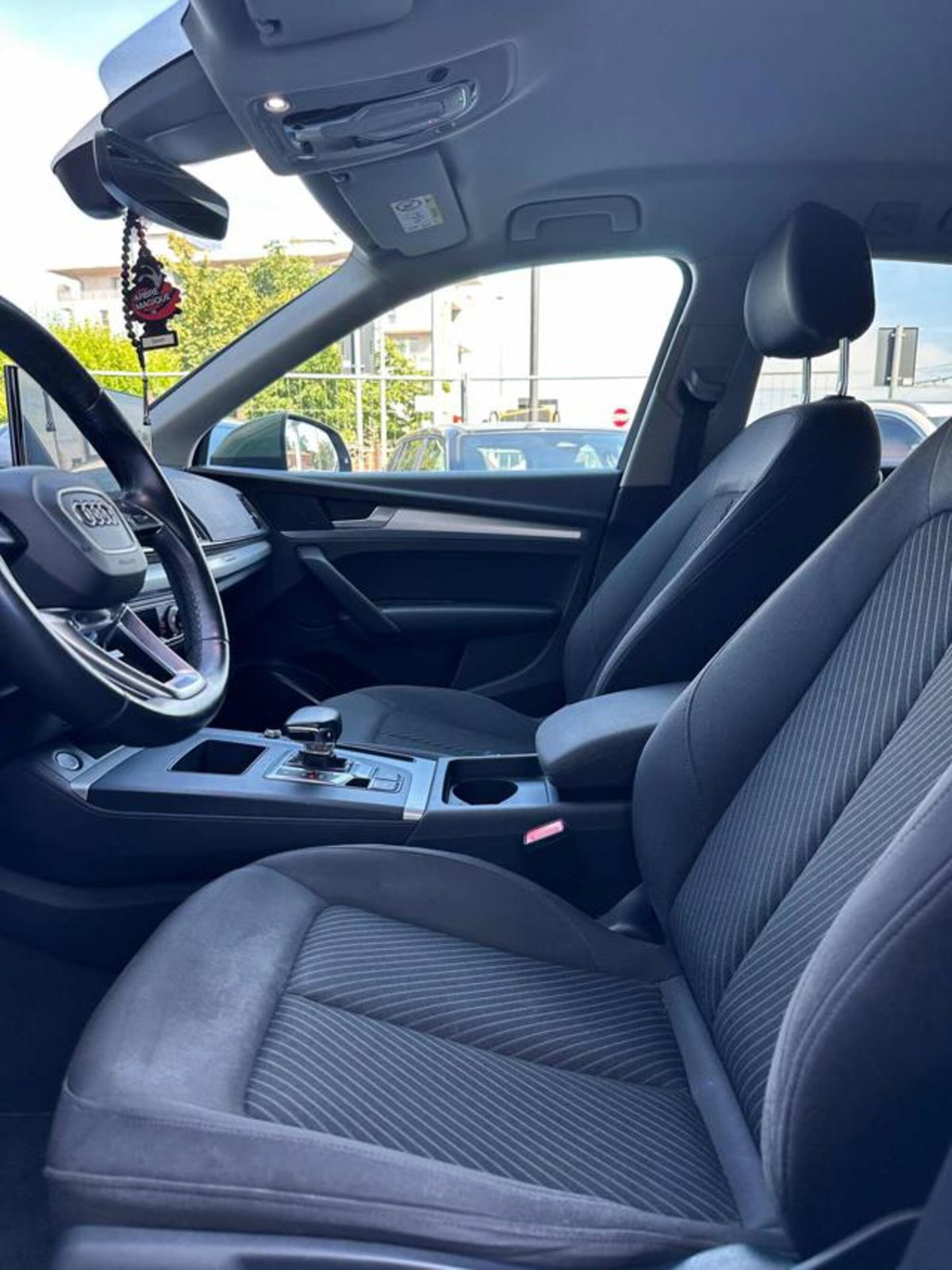 Audi Q5 40 TDI 204 CV quattro S tronic Business (10)