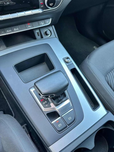 Audi Q5 40 TDI 204 CV quattro S tronic Business (14)