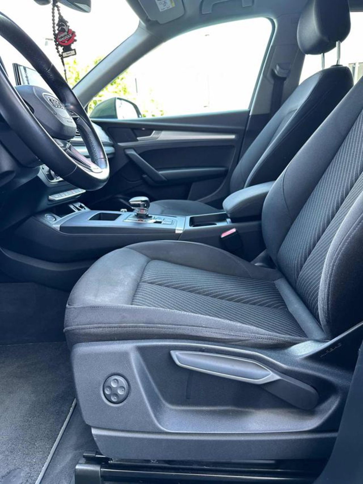 Audi Q5 40 TDI 204 CV quattro S tronic Business (8)