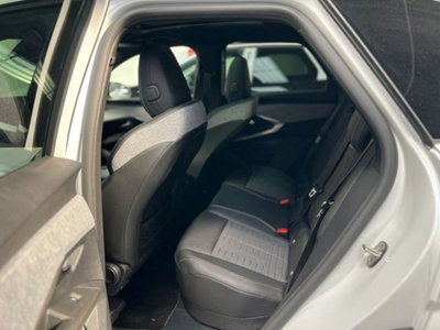Peugeot 3008 1.2 hybrid GT 145cv e-dcs6 (15)