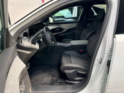 Peugeot 3008 1.2 hybrid GT 145cv e-dcs6 (6)