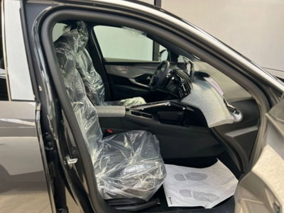 Peugeot 3008 1.2 hybrid GT Exclusive 145cv e-dcs6 (11)