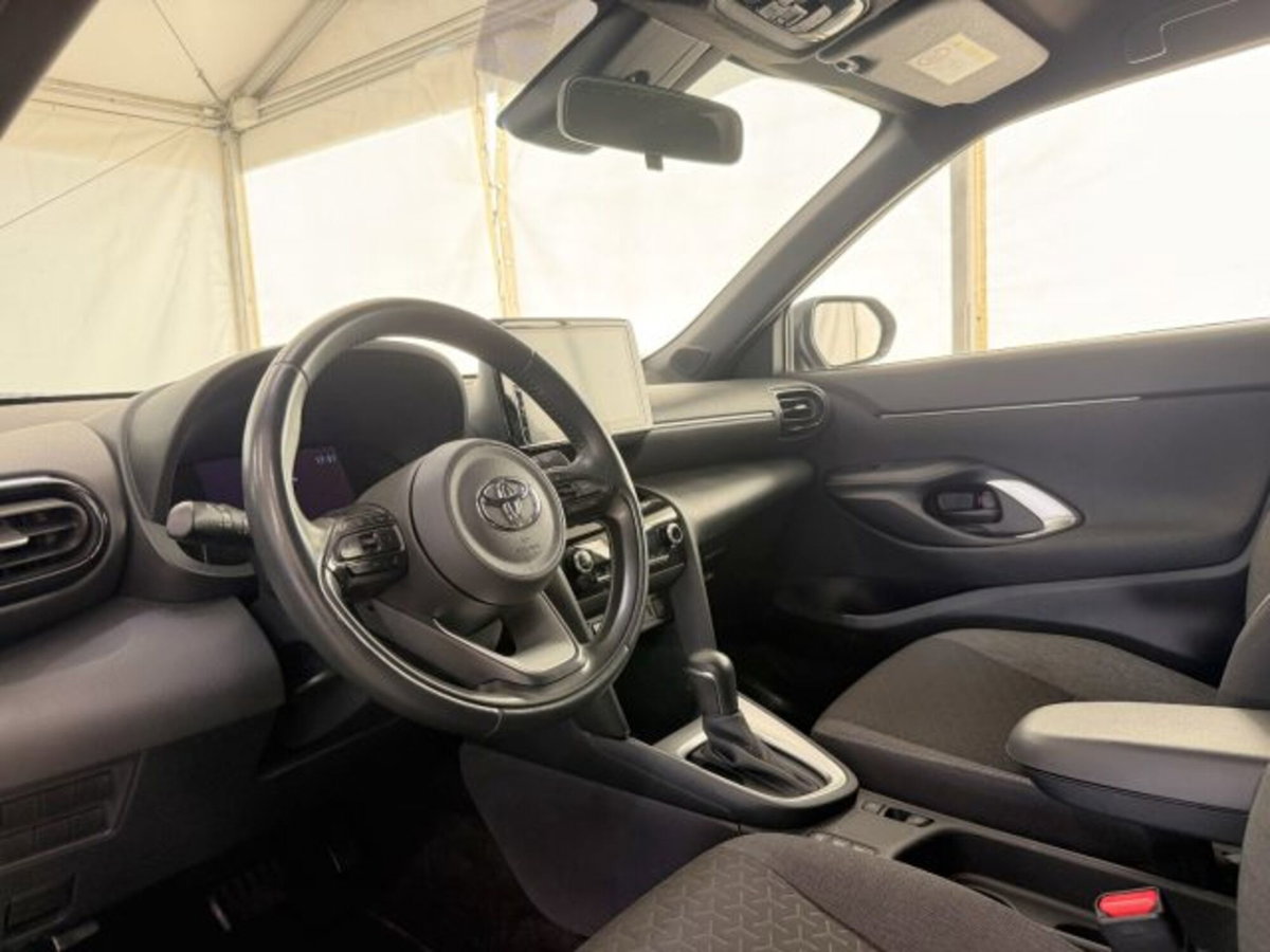 Toyota Yaris Cross 1.5 Hybrid 5p. E-CVT Trend (11)
