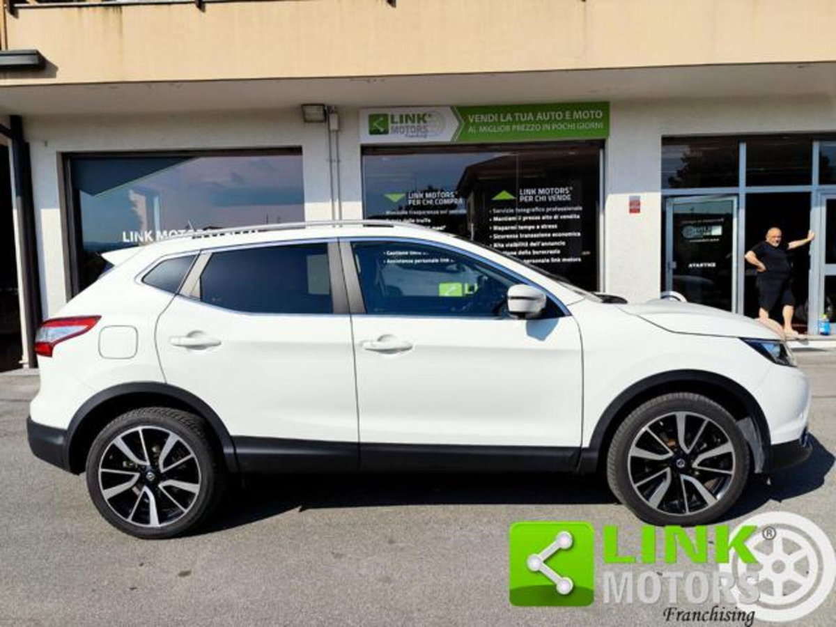 Nissan Qashqai 1.5 dCi Tekna (12)