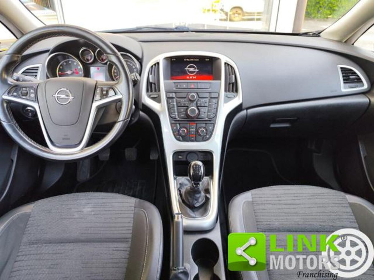 Opel Astra Station Wagon 1.4 Turbo 140CV Sports Elective (4)