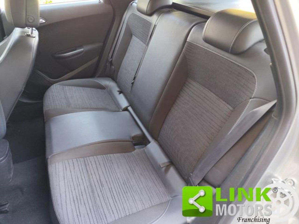 Opel Astra Station Wagon 1.4 Turbo 140CV Sports Elective (6)