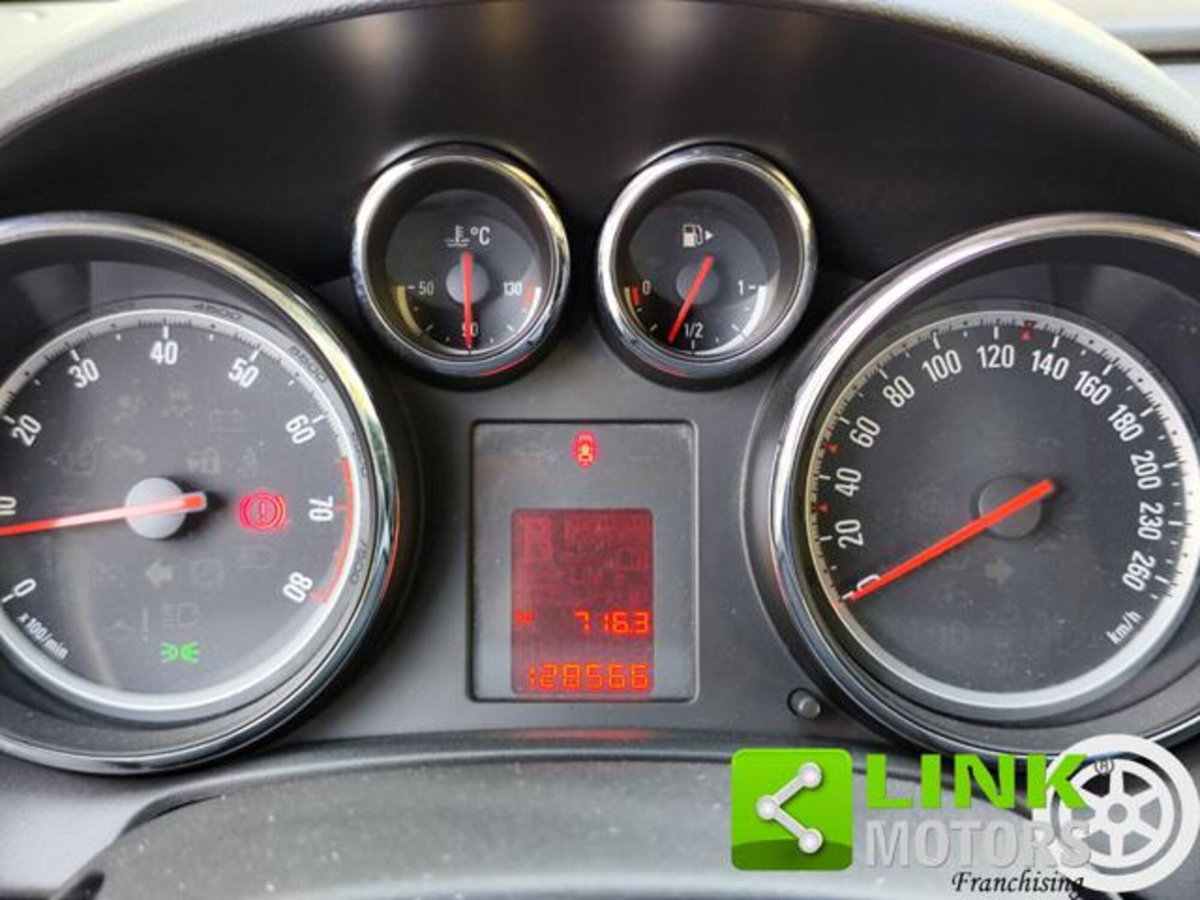 Opel Astra Station Wagon 1.4 Turbo 140CV Sports Elective (8)