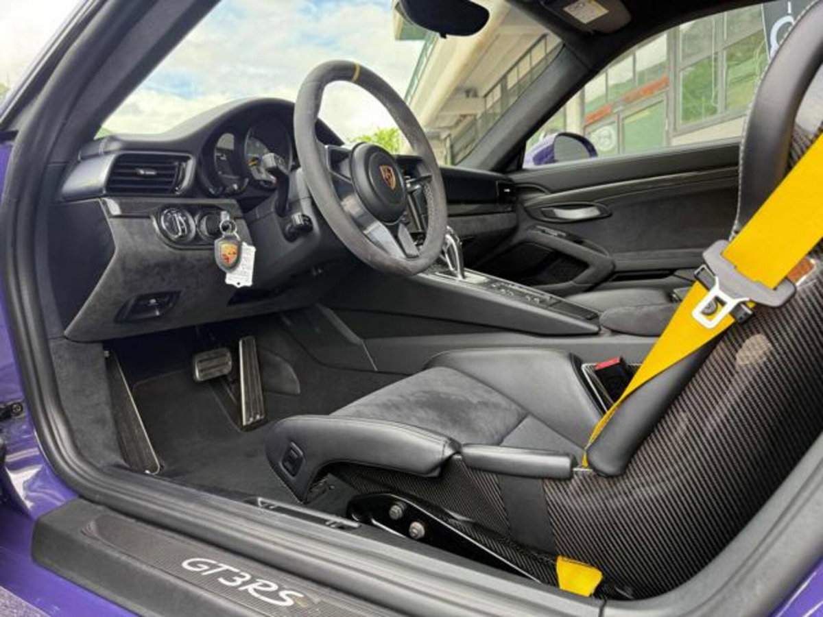 Porsche 911 Coupé 4.0 GT3 (11)