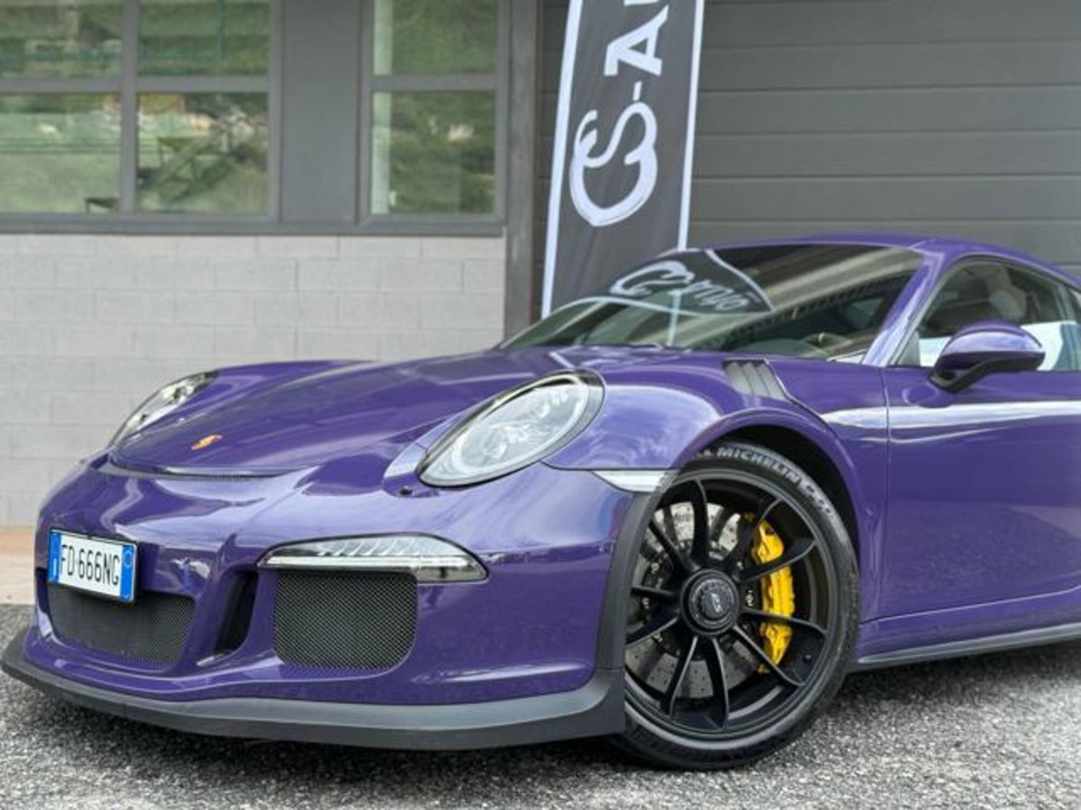 Porsche 911 Coupé 4.0 GT3 (2)