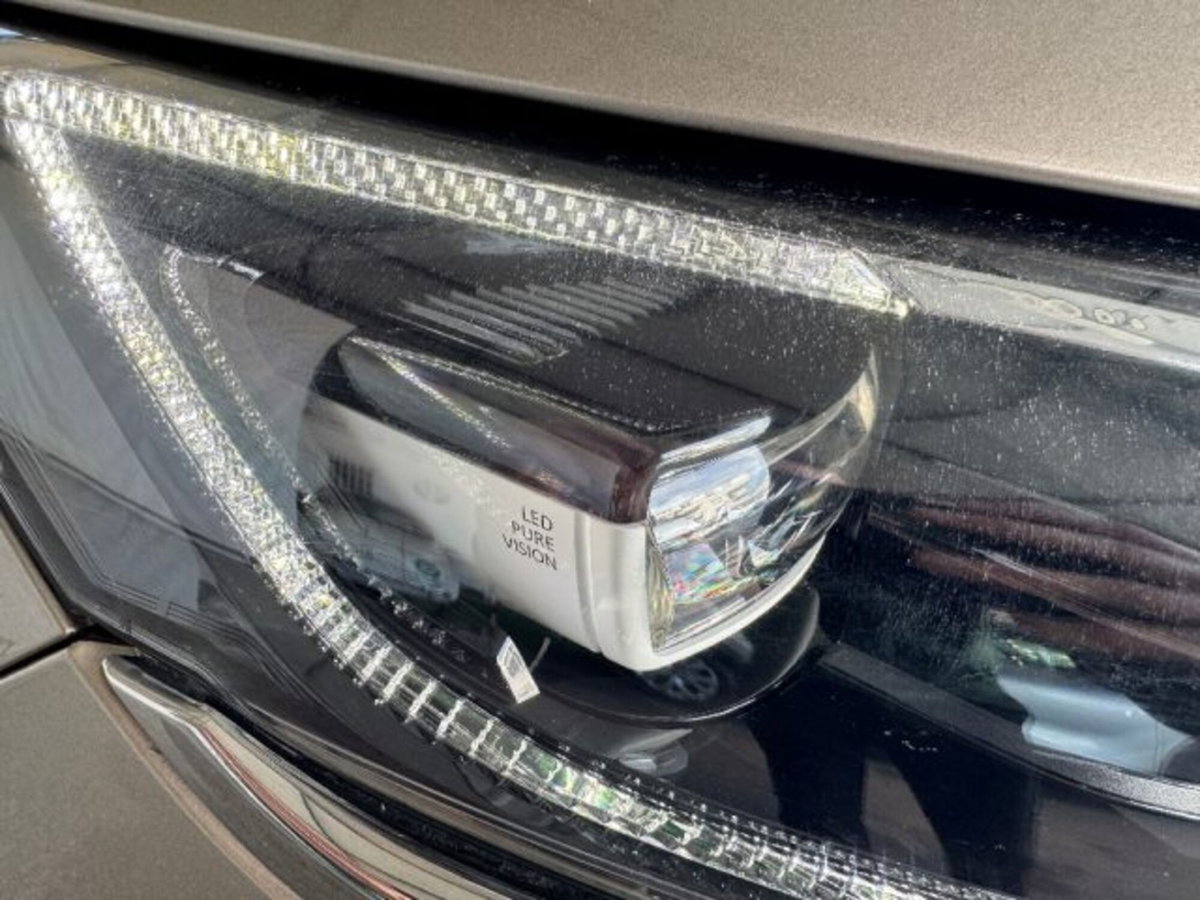 Renault Espace dCi 160CV EDC Energy Initiale Paris 4Control (16)