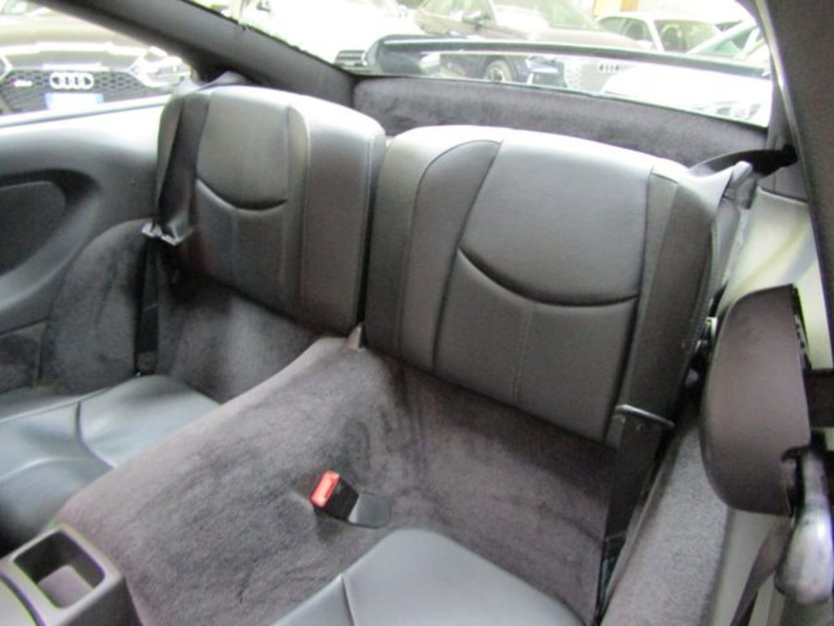 Porsche 911 Coupé Carrera 4 (13)