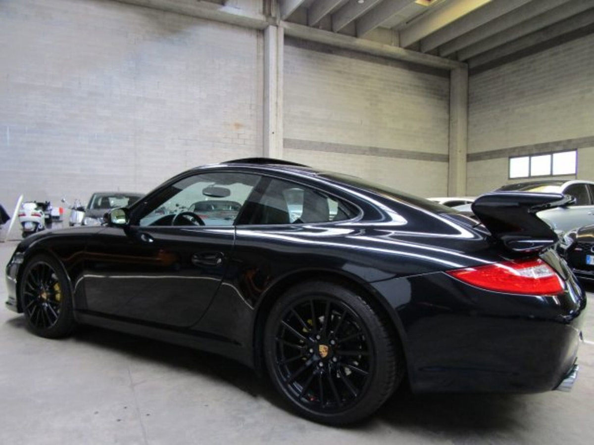 Porsche 911 Coupé Carrera 4 (8)