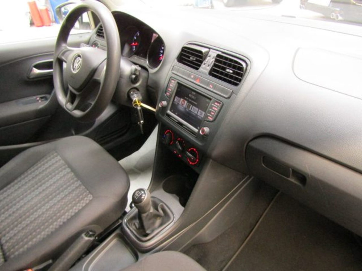 Volkswagen Polo 1.0 MPI 5p. Comfortline (16)