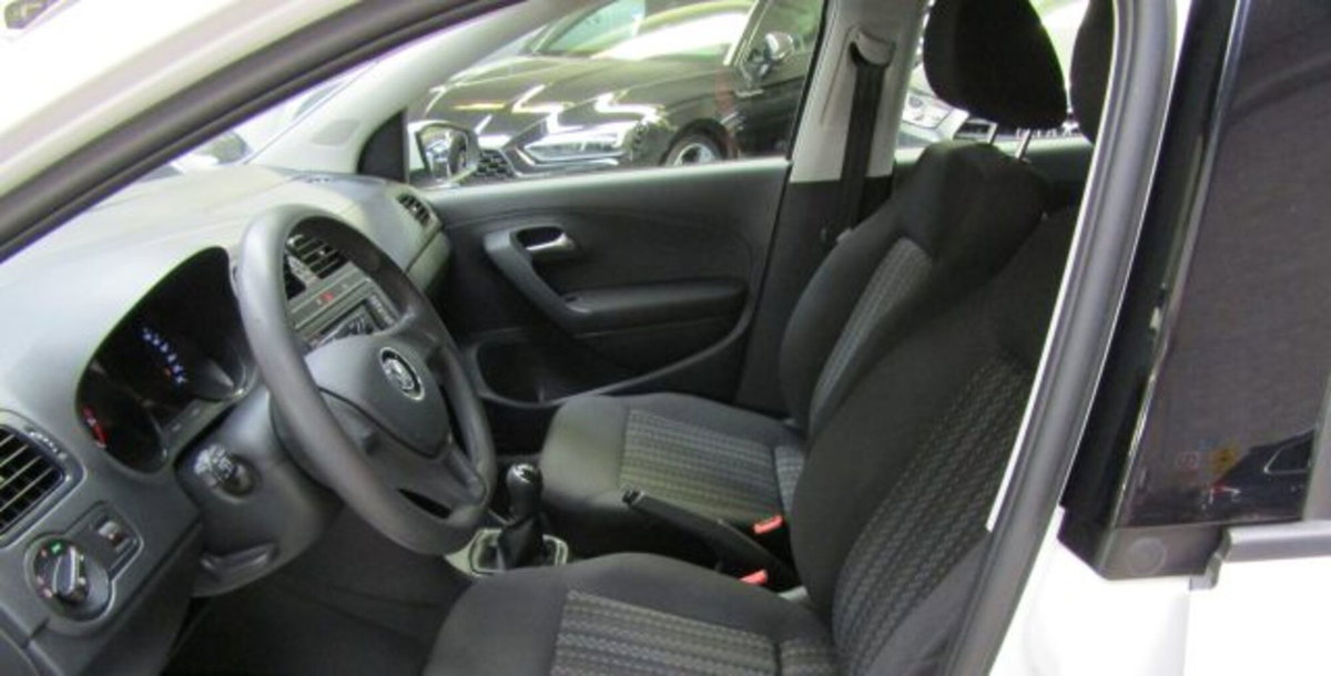 Volkswagen Polo 1.0 MPI 5p. Comfortline (8)