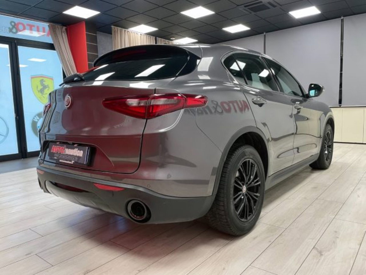 Alfa Romeo Stelvio Stelvio 2.2 Turbodiesel 190 CV AT8 Q4 Executive (11)