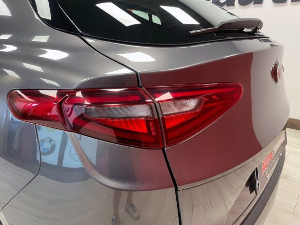 Alfa Romeo Stelvio Stelvio 2.2 Turbodiesel 190 CV AT8 Q4 Executive (13)