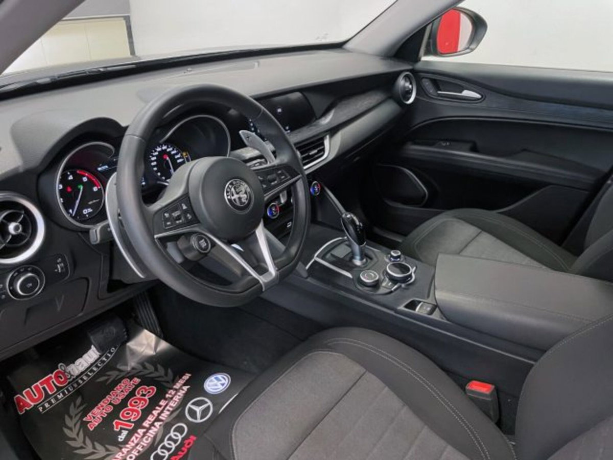 Alfa Romeo Stelvio Stelvio 2.2 Turbodiesel 190 CV AT8 Q4 Executive (17)