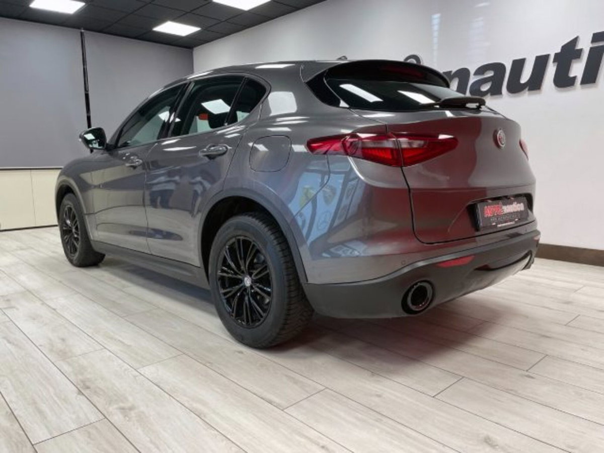 Alfa Romeo Stelvio Stelvio 2.2 Turbodiesel 190 CV AT8 Q4 Executive (8)