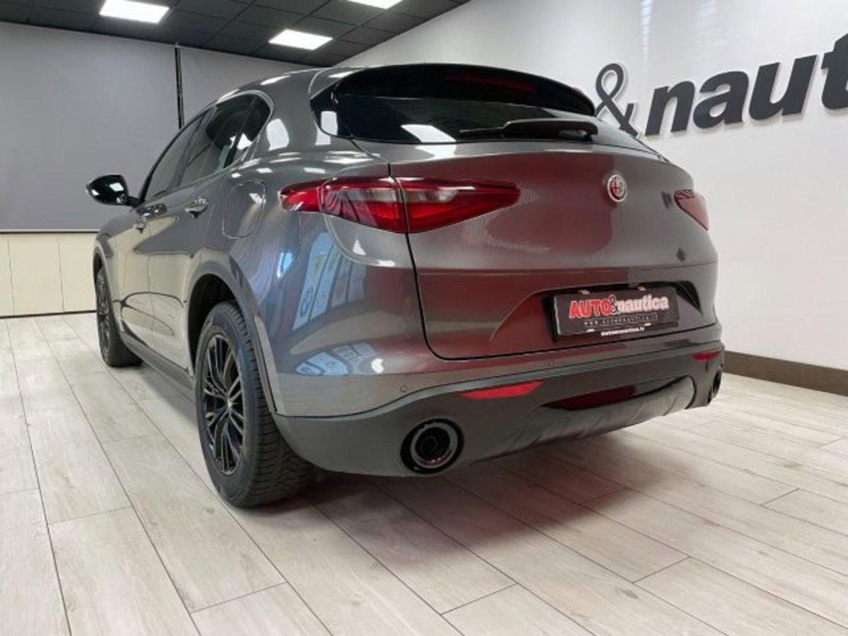 Alfa Romeo Stelvio Stelvio 2.2 Turbodiesel 190 CV AT8 Q4 Executive (9)