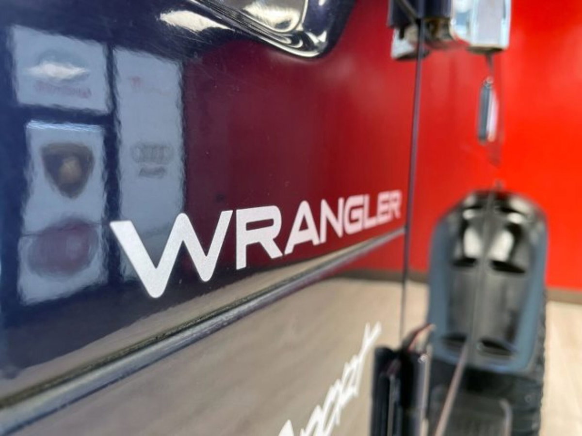 Jeep Wrangler 2.5 cat Soft top (EU) (13)