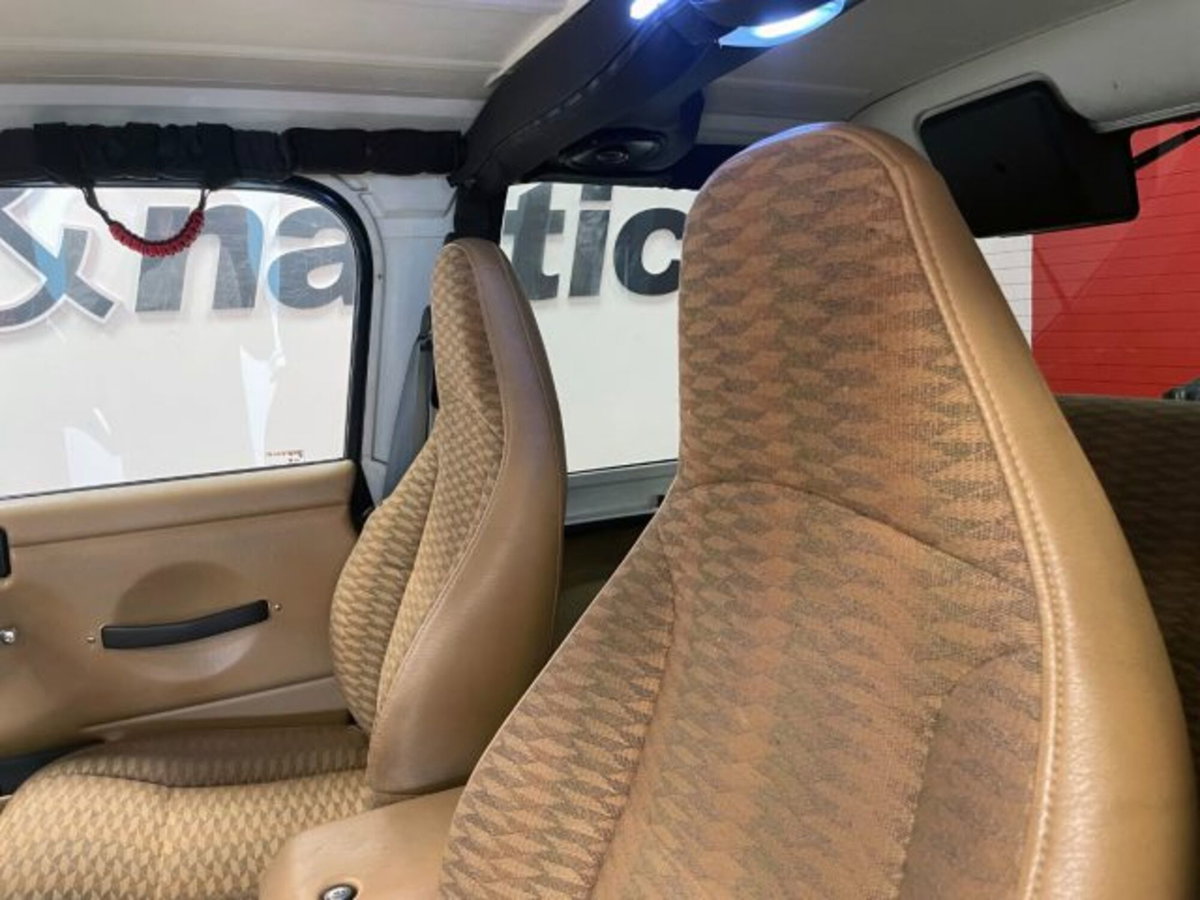 Jeep Wrangler 2.5 cat Soft top (EU) (18)