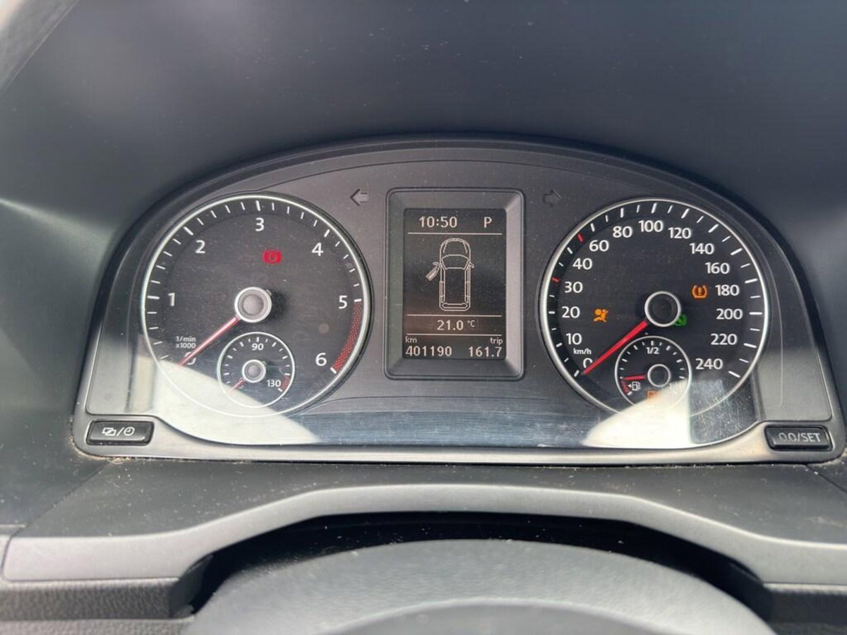 Volkswagen Caddy 2.0 TDI 150 CV DSG Highline (11)