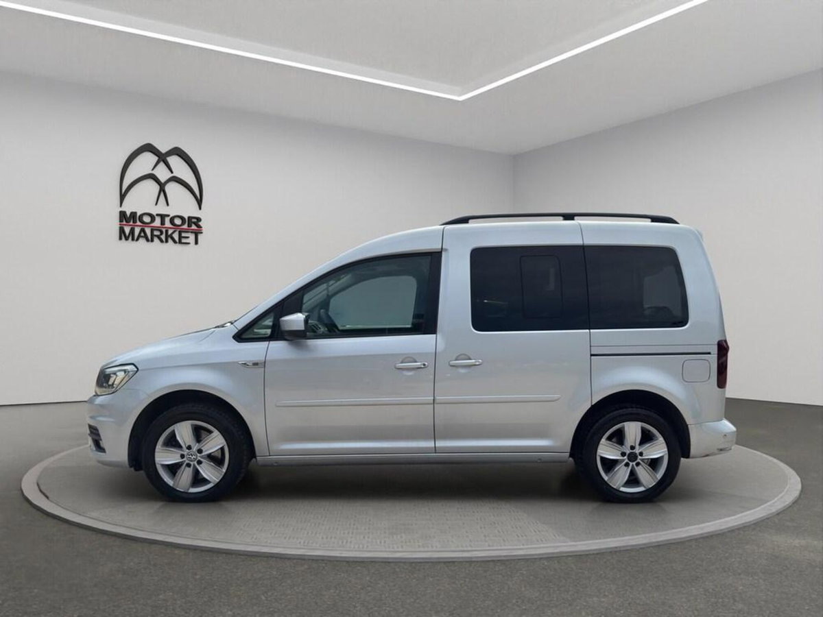 Volkswagen Caddy 2.0 TDI 150 CV DSG Highline (5)