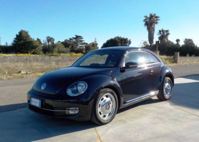 Volkswagen Maggiolino 1.6 TDI Design (3)
