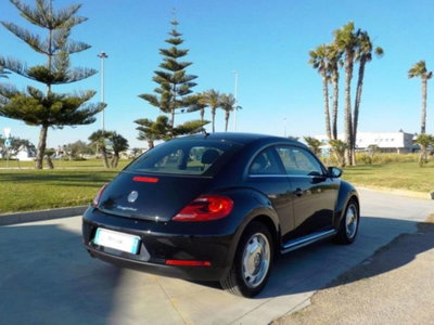 Volkswagen Maggiolino 1.6 TDI Design (5)