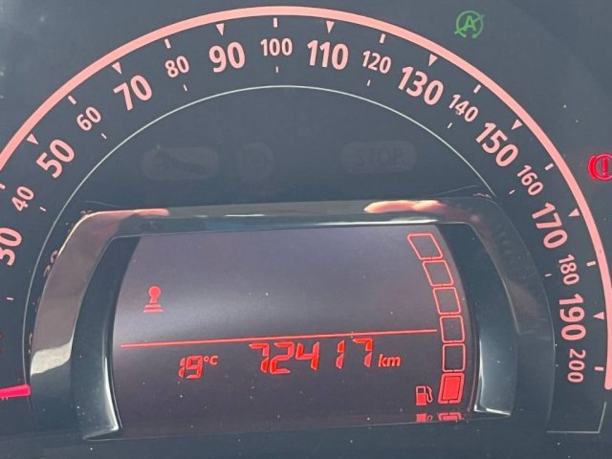 Renault Twingo SCe Stop&Start Intens (9)
