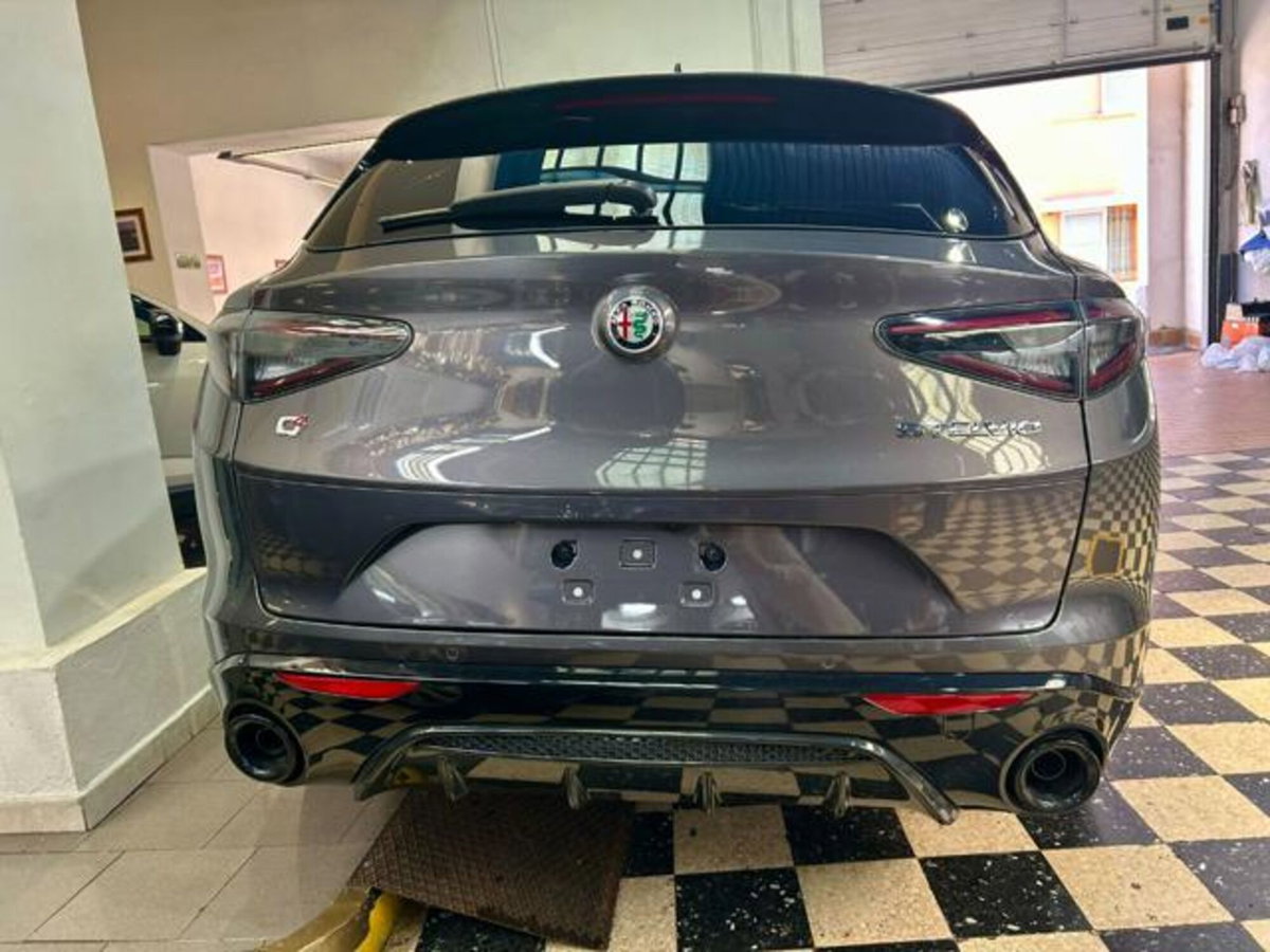 Alfa Romeo Stelvio Stelvio 2.2 Turbodiesel 210 CV AT8 Q4 Veloce (3)