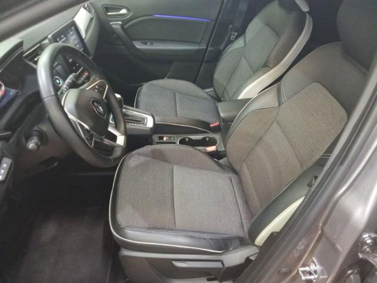 Renault Captur Full Hybrid E-Tech 145 CV Intens (10)