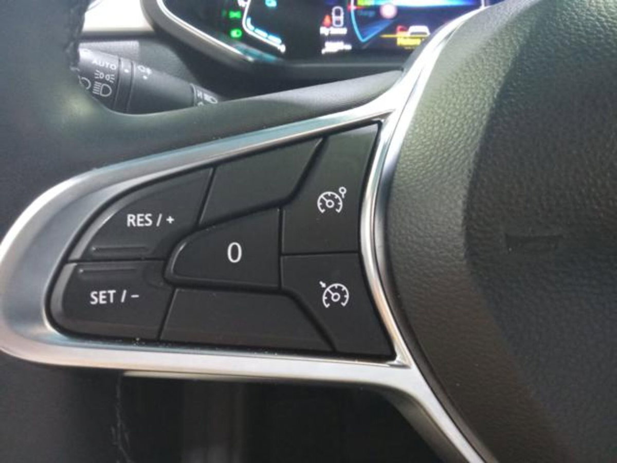 Renault Captur Full Hybrid E-Tech 145 CV Intens (12)
