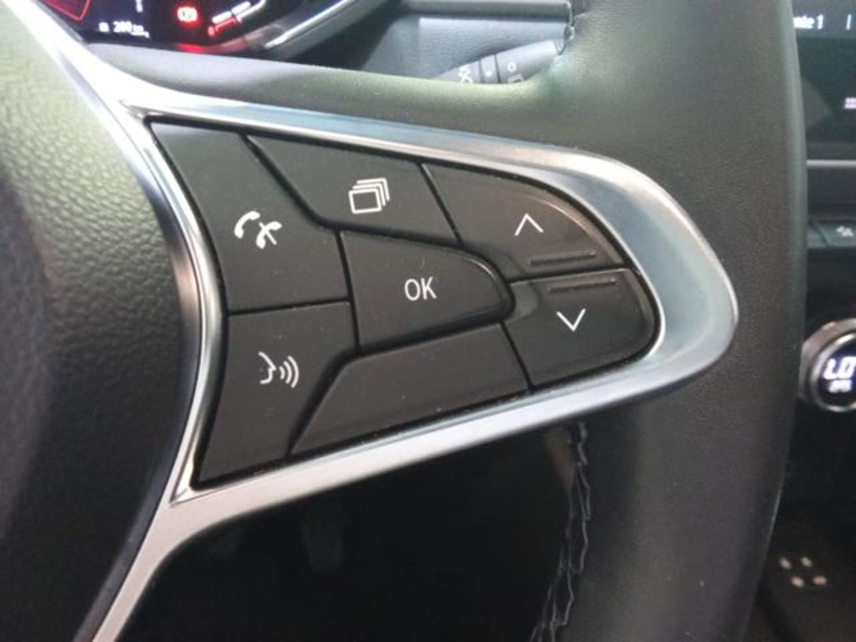 Renault Captur Full Hybrid E-Tech 145 CV Intens (13)