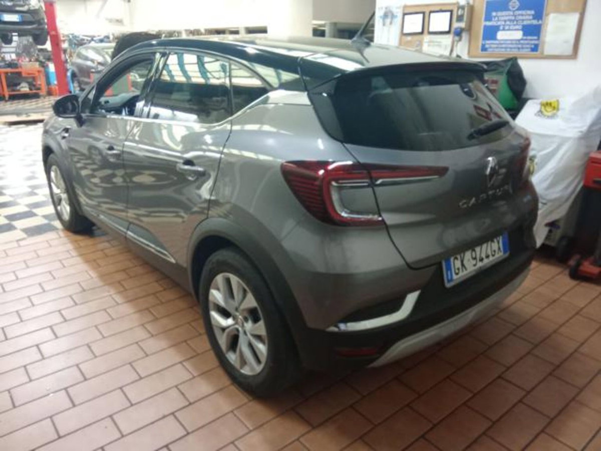 Renault Captur Full Hybrid E-Tech 145 CV Intens (4)
