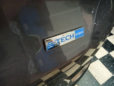 Renault Captur Full Hybrid E-Tech 145 CV Intens (8)