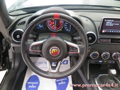 Abarth 124 Spider 1.4 Turbo MultiAir 170 CV (12)