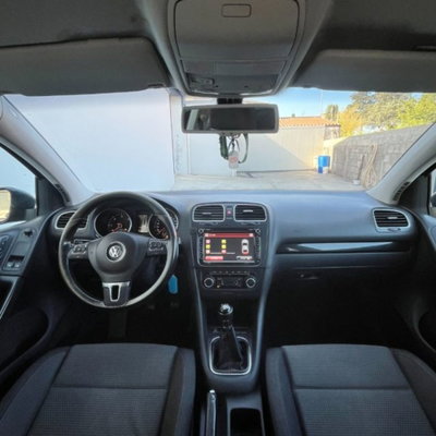 Volkswagen Golf 2.0 TDI 140CV DPF 3p. Comfortline (10)