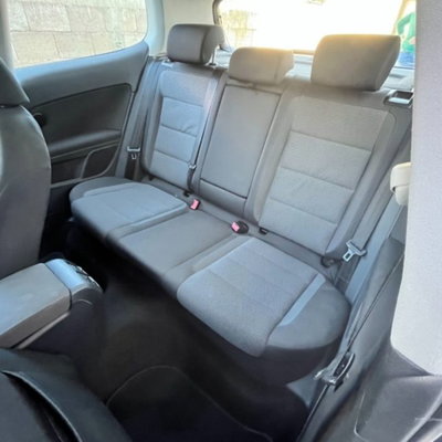 Volkswagen Golf 2.0 TDI 140CV DPF 3p. Comfortline (12)